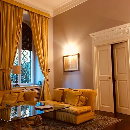 Holiday home Luxury House Belle Arti 3bedr Piazza Del Popolo Rome