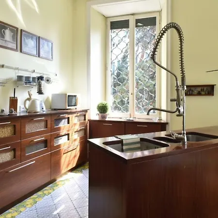 Luxury House Belle Arti Center בית נופש